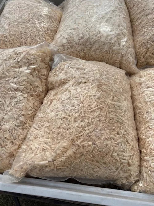 Viruta De Pino 15 Litros Sustrato 3 Bolsas X 5kg