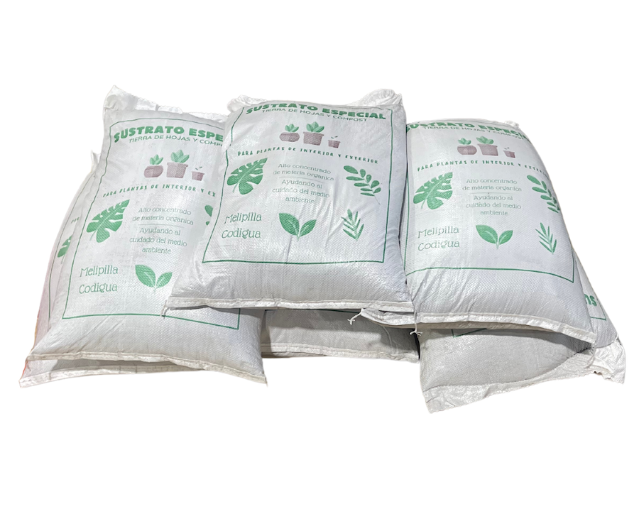 Tierra De Hoja Premium Sustrato 6 Sacos X 40 Litros